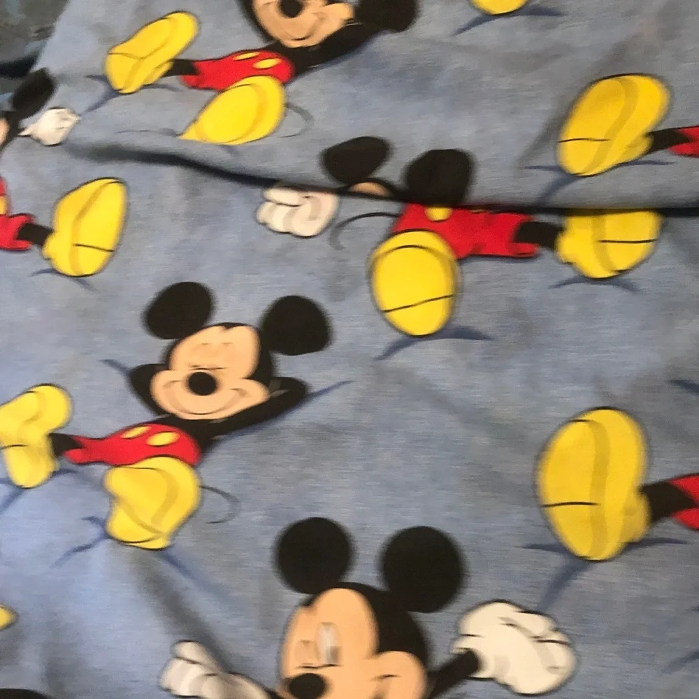 Disney Mickey Mouse Sleep Pattern Sheet - White, Yellow, Red, Blue